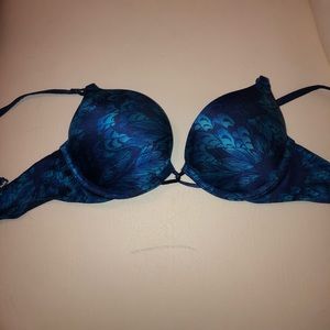 Victoria’s Secret Bombshell bra